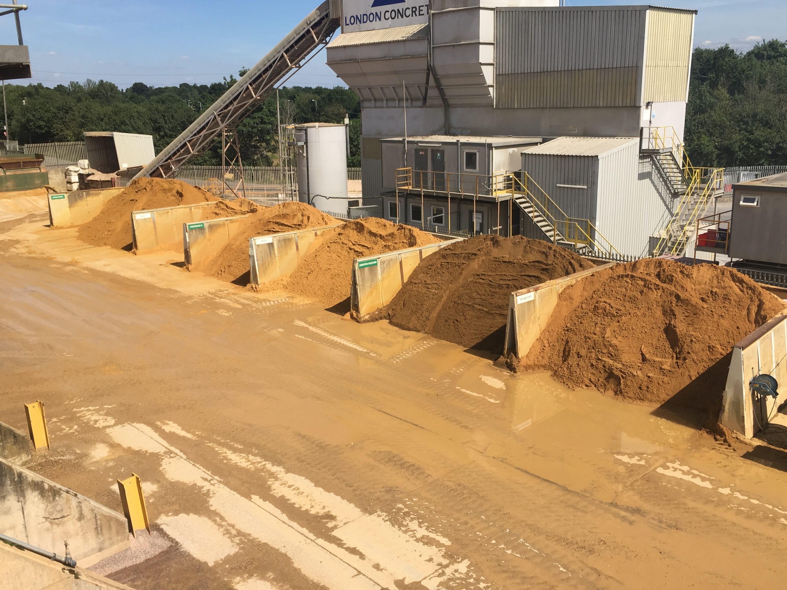 Tolworth Lower Loose Yard & Sand Bays.